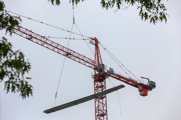 Photo of a crane at a University of Kentucky construction site 