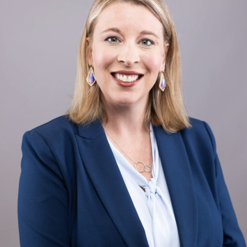 Headshot of Molly Reynolds 